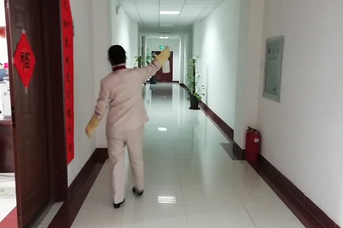 关于q一步做好疫情防控期间公司运行有兛_作的通知